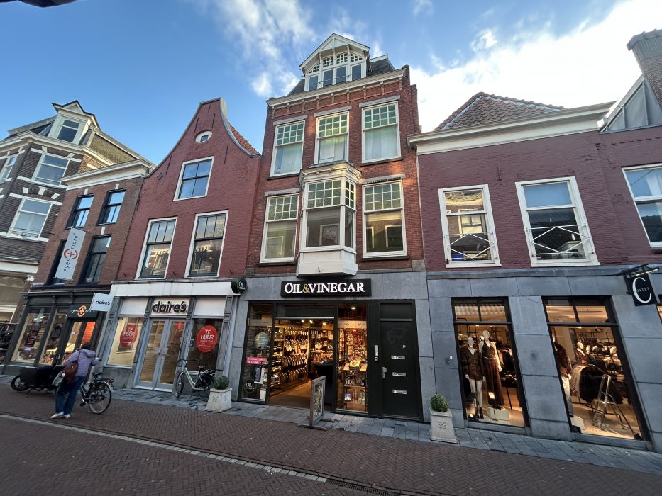 Haarlemmerstraat 79 in Leiden