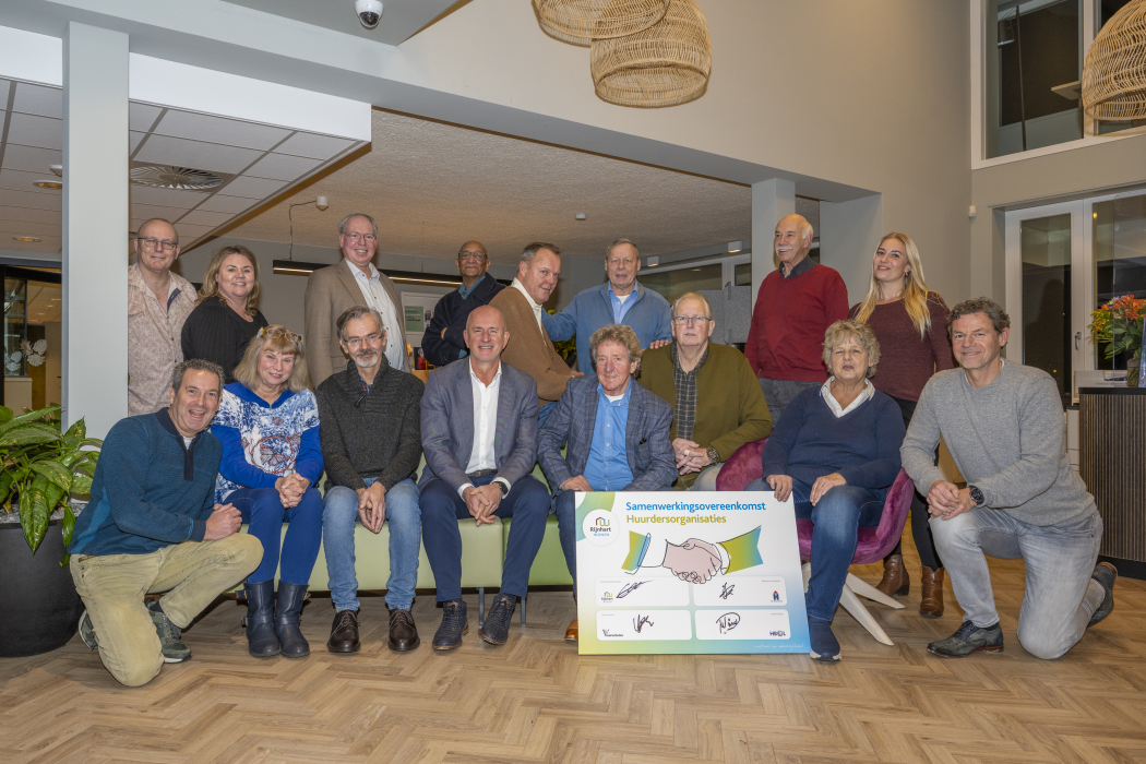Ondertekening samenwerkingsafspraken huurdersorganisaties De Huurderij, HBOL, HBVV en Rijnhart Wonen