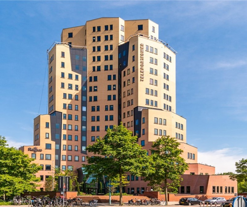 Kantoorgebouw Teleport Tower in Amsterdam Sloterdijk