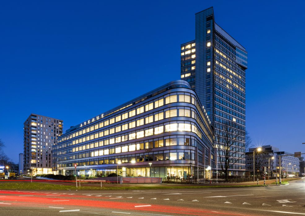 Avenue Building