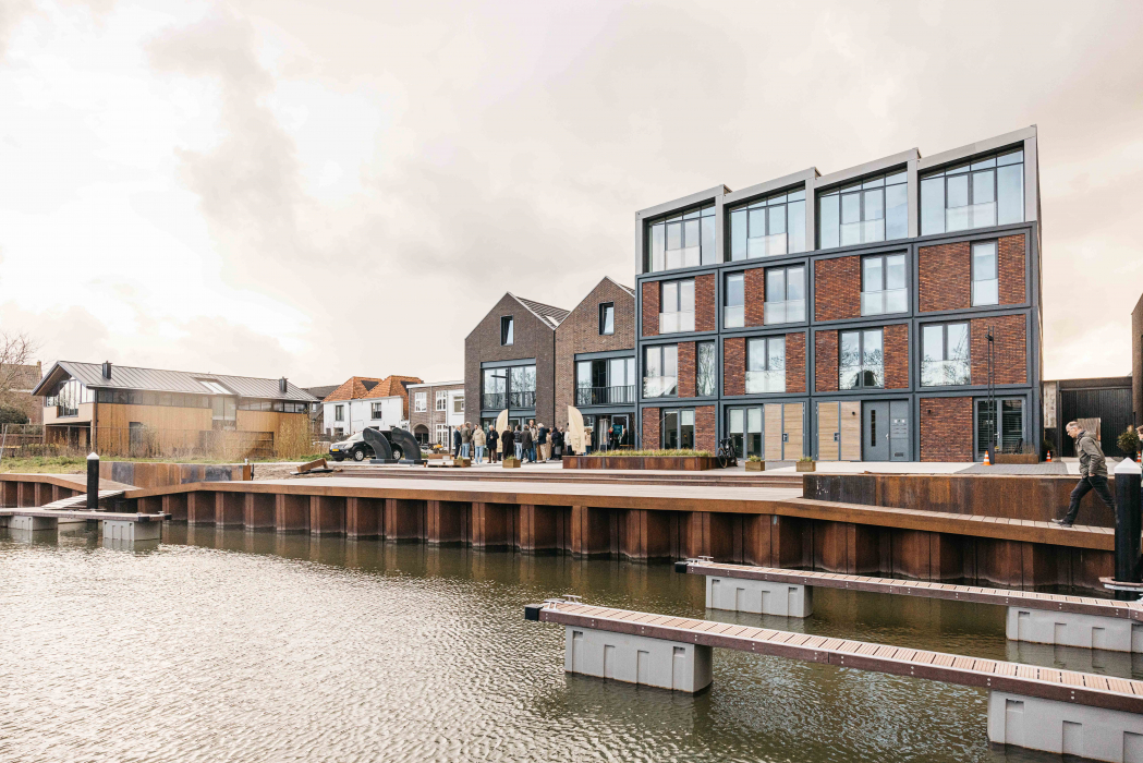 De ontwikkeling van De Werf bij de Sluis in Muiden