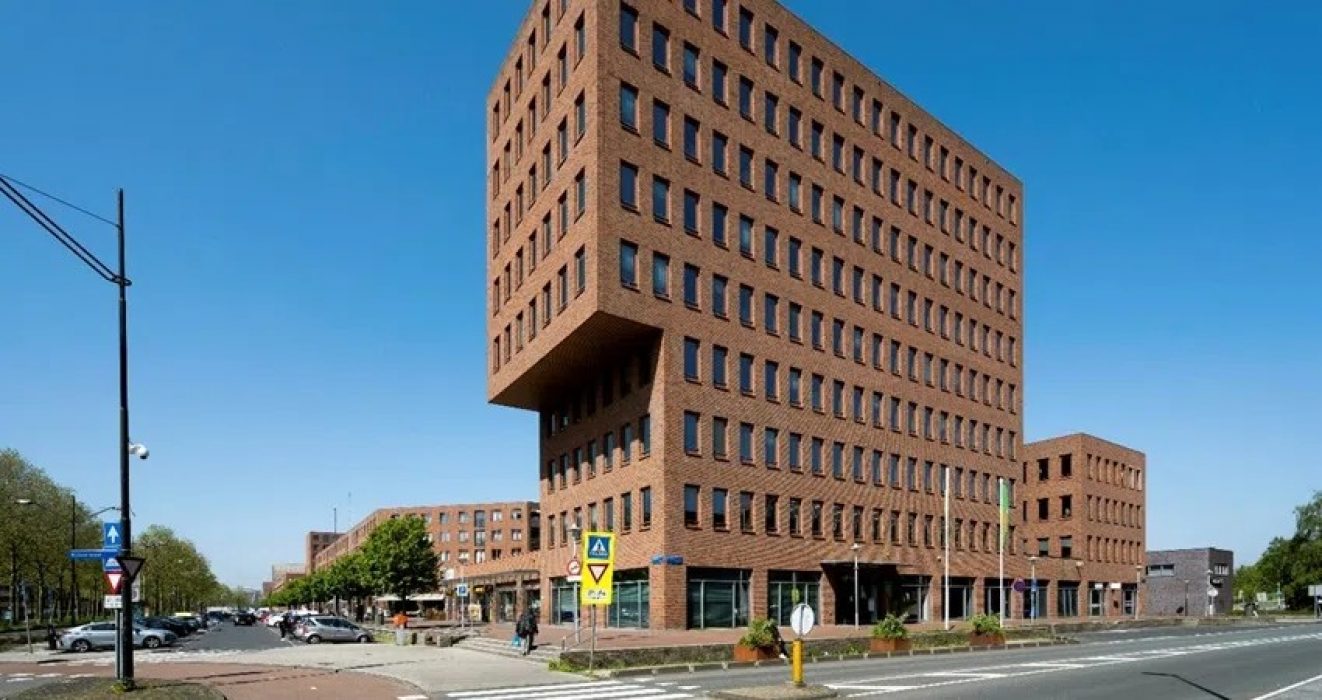 Harriet Freezerstraat 116-119 in Amsterdam-Zuidoost