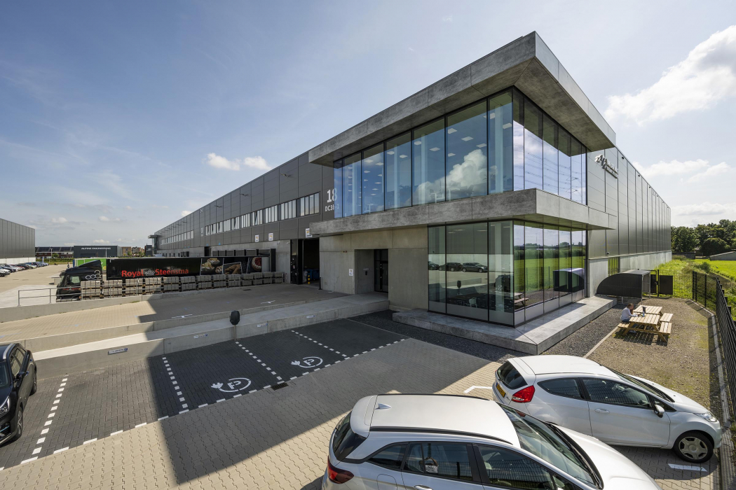 Westernesse 18 in Den Hoorn