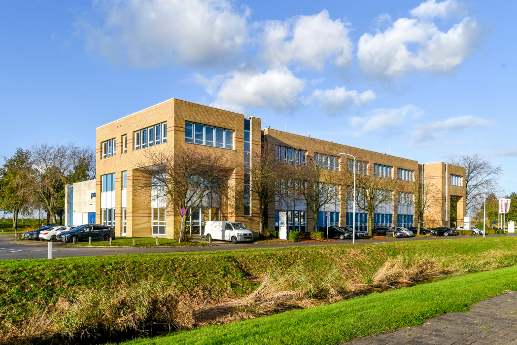 Tupolevlaan 48 te Amsterdam