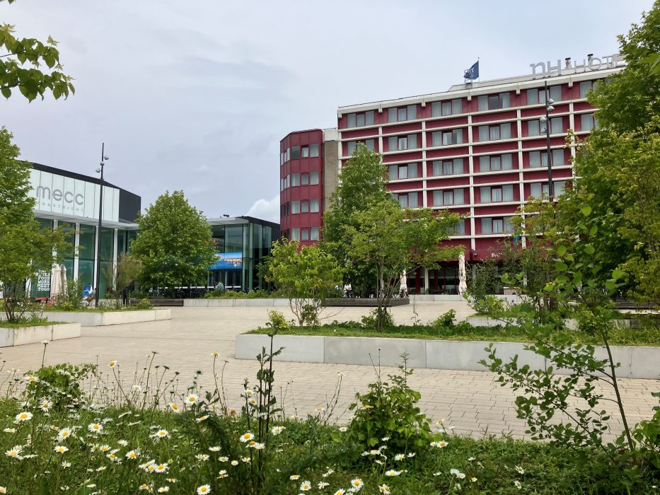 Gemeente Maastricht wil hotelfunctie NH Hotel Maastricht behouden, maar ziet af van kooprecht