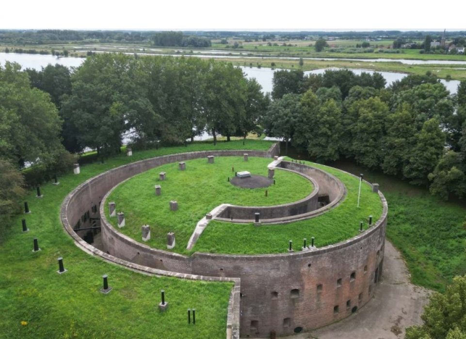 Fort Honswijk aan de Lekdijk 58