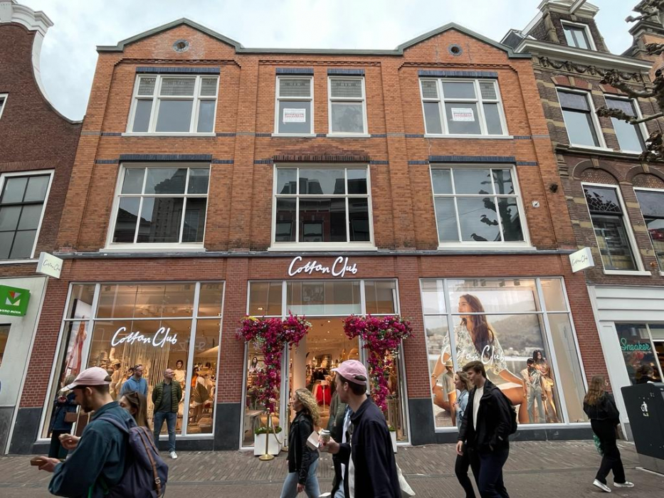 Grote Houtstraat 28-30 in Haarlem