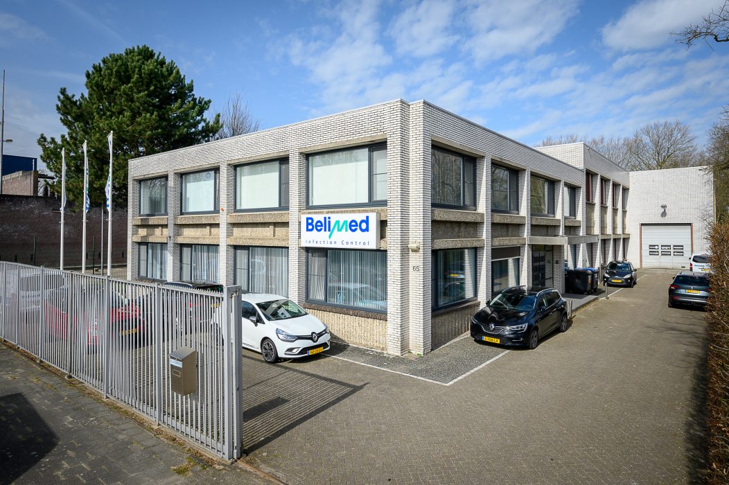 Bedrijfscomplex aan Vlambloem 65 in Rotterdam