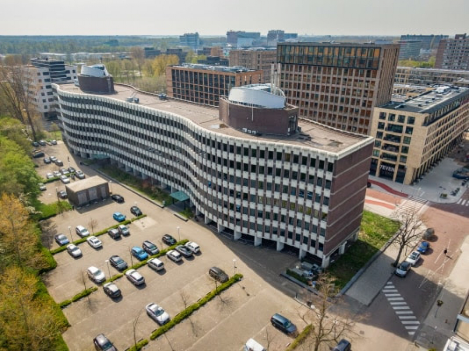 Sinus aan de Overschiestraat in Amsterdam