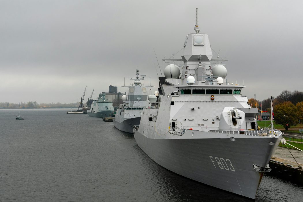 Defensie fregat Zr.Ms. Tromp (F803) | @aivars - Pexels