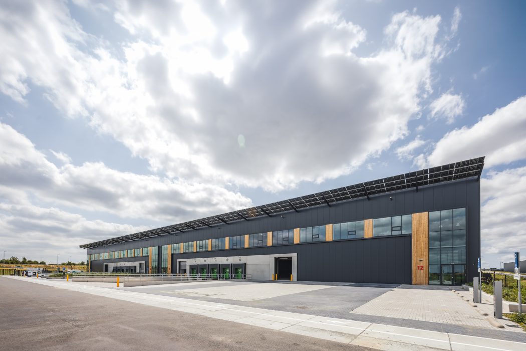 SEGRO verhuurt 1.404 m² logistieke nieuwbouw in Hoofddorp