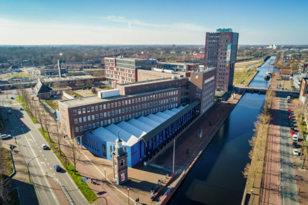 De Rechtbank aan de Egbert Gorterstraat 5 te Almelo