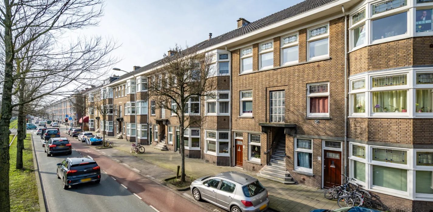 Een van de panden uit de Carmel-portefeuille in Den Haag aan de Melis Stokelaan