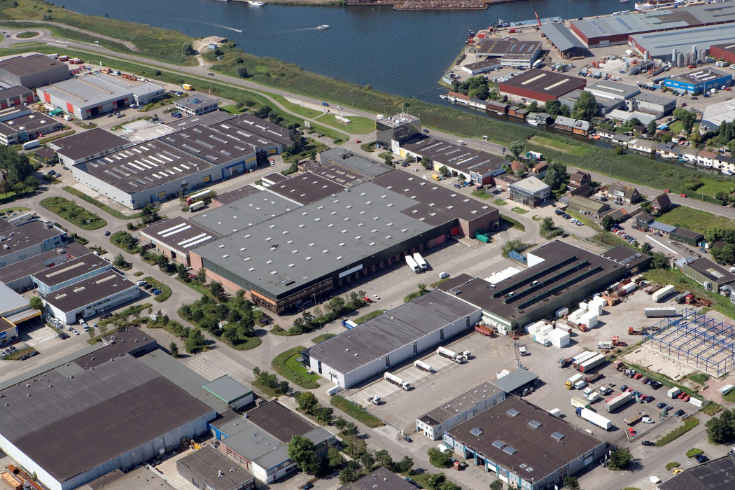 Distributiecentrum aan de Gaasterland 3 in Beverwijk