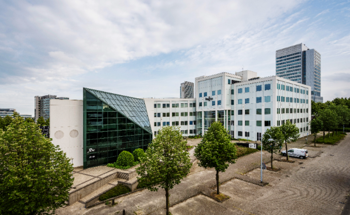 Kantoorgebouw Azura aan de Saturnusstraat in Hoofddorp