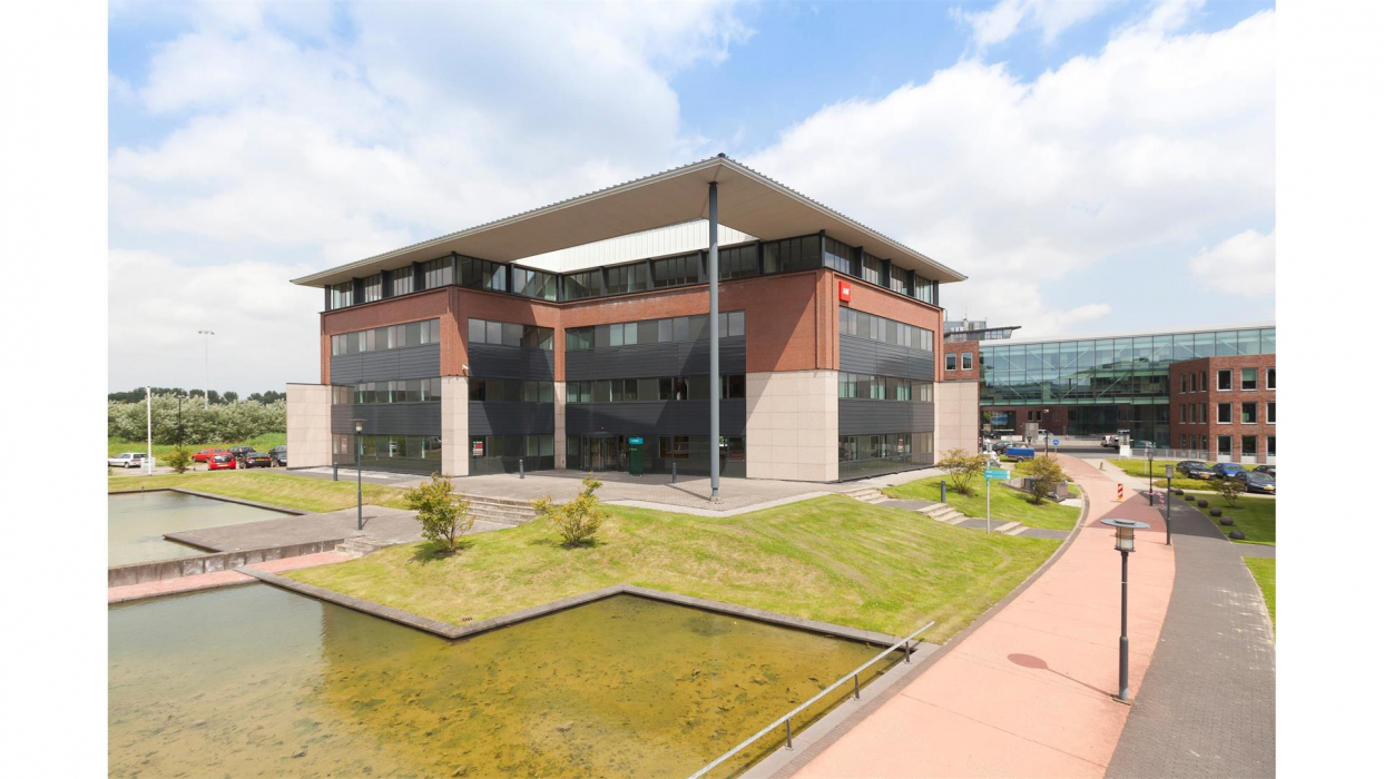 Het kantoorgebouw Sawa II in kantorenpark Rokkeveen te Zoetermeer