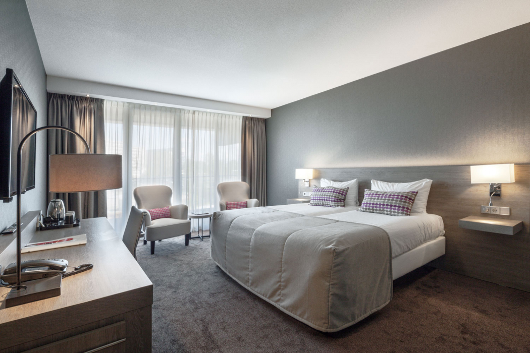 Een van de hotelkamers van het Ruby Hotel