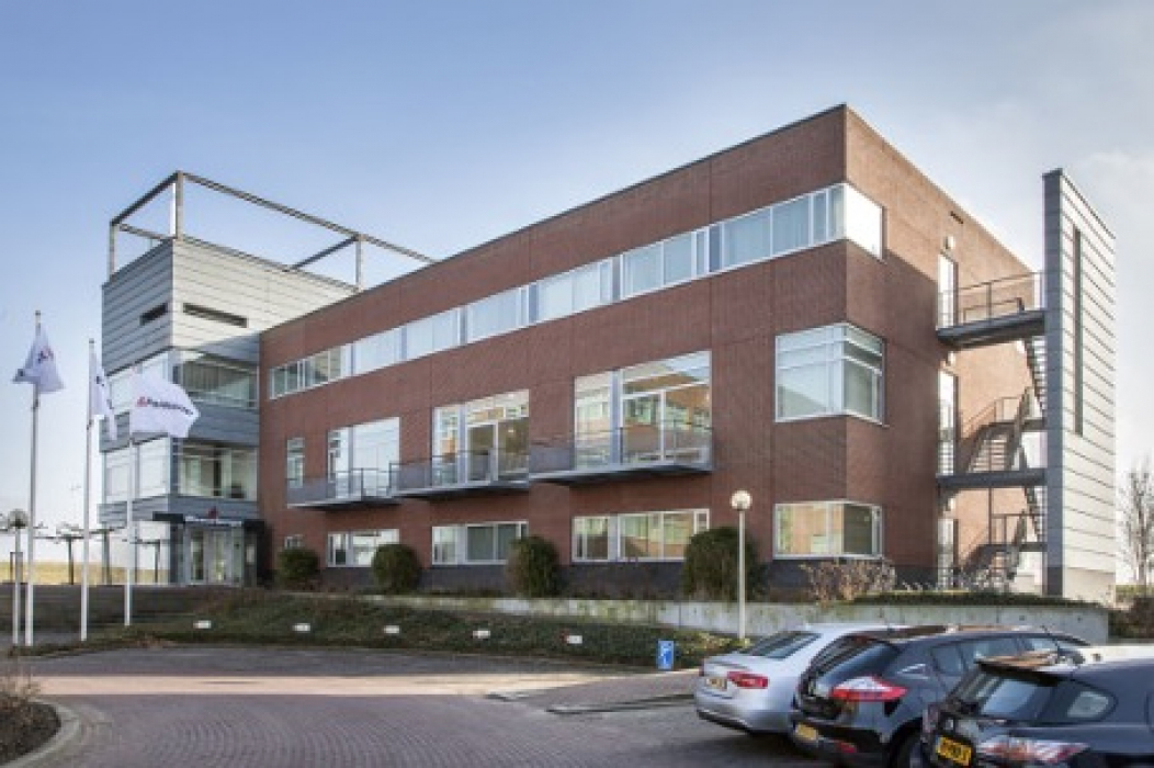 Kantoorgebouw aan de Hogeweg 95 in Zaltbommel