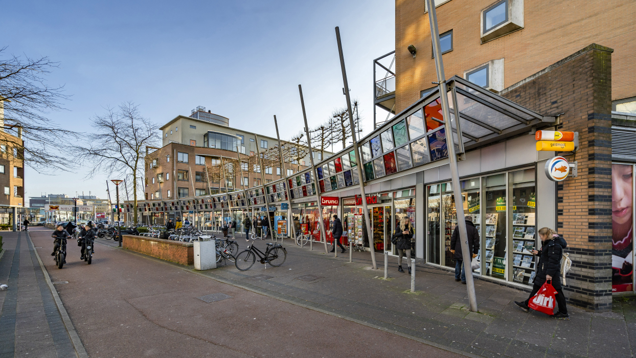 Wijkwinkelcentrum Nieuw Sloten in Amsterdam