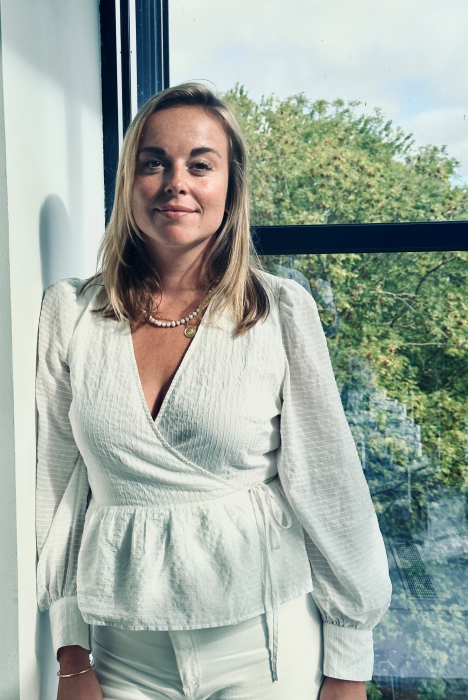 Yanti Rabelink, Senior Real Estate Consultant bij DRS Makelaars