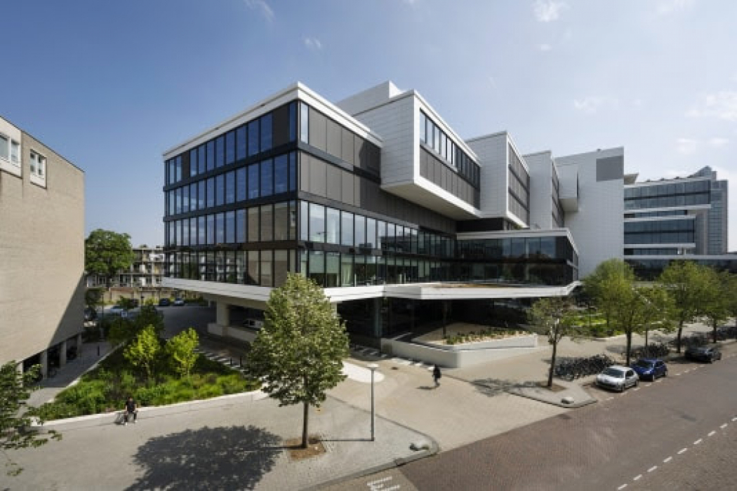 CitySide, onderdeel van kantoorpand Amsteldok, aan de Trompenburgstraat in Amsterdam