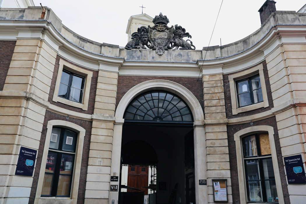 Het Spaansche Hof. Foto's: RE:BORN