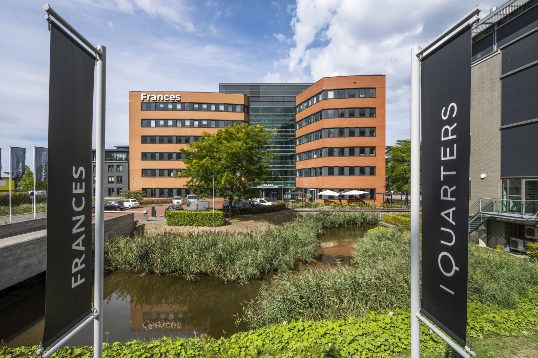 Kantoorgebouw Frances aan de Pietersbergweg 291 in Amsterdam