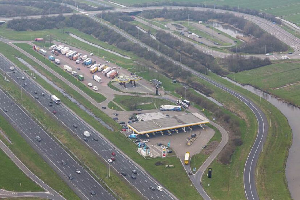 Tankstation langs de Rijksweg A12