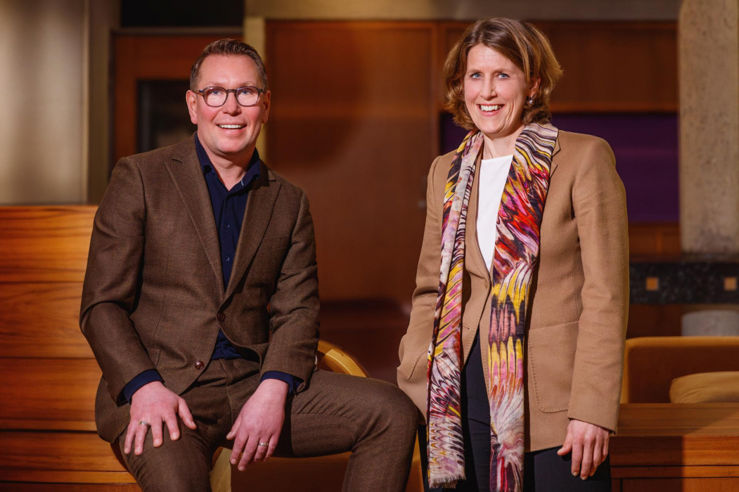 Remco Boer, directeur Rabo SmartBuilds en Helma Born, algemeen directeur BPD | Bouwfonds Gebiedsontwikkeling