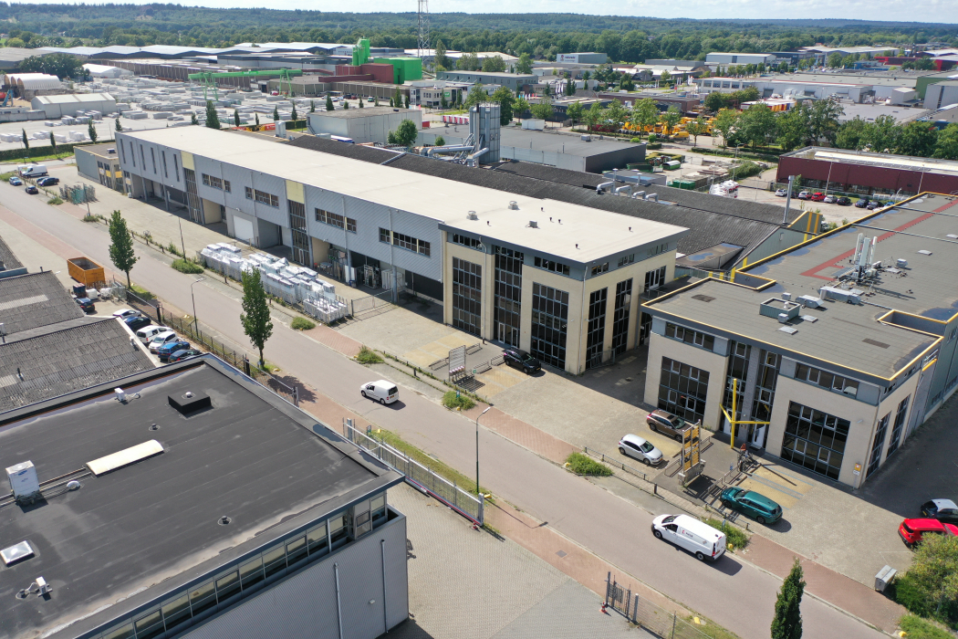 Bedrijfscomplex aan de Bobinestraat 3-5 in Veenendaal