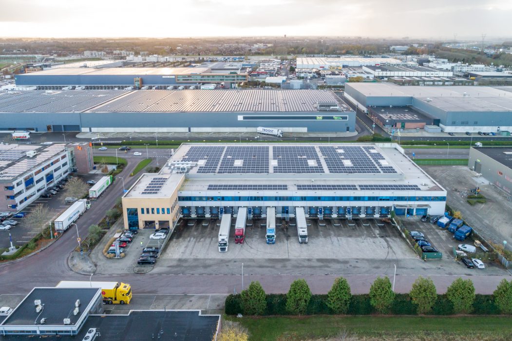 Logistiek complex aan de Handelsweg 120 in Ridderkerk
