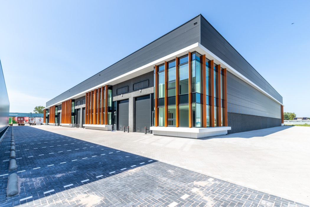 Bedrijfsunits aan de Keurmeesterstraat 45-59 in Amstelveen