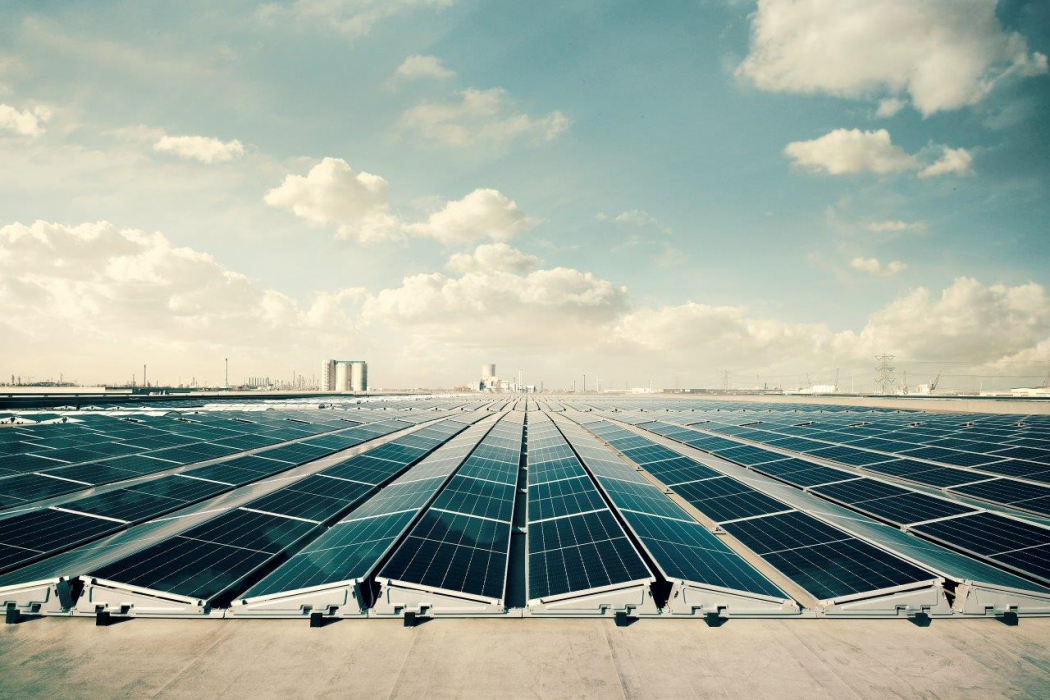 Zonnedak op Smartlog Roosendaal