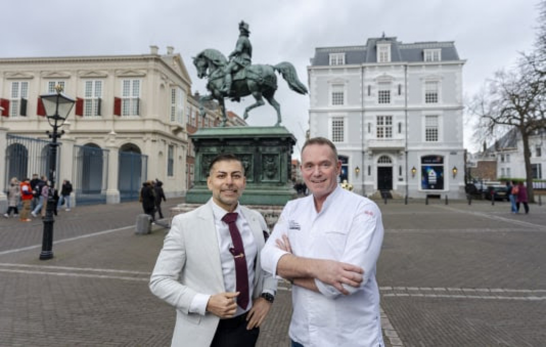 Saman Mohammadi en Erik van Loo voor EVE Paleisstraat.