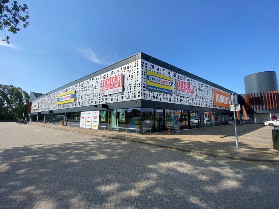 Woonboulevard 6 in Almelo | ©Uniek Bedrijfsmakelaars