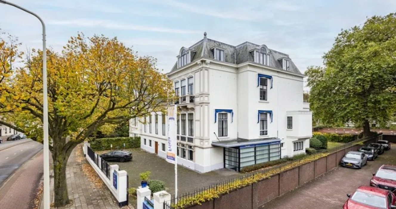 Javastraat 1 A en B te Den Haag