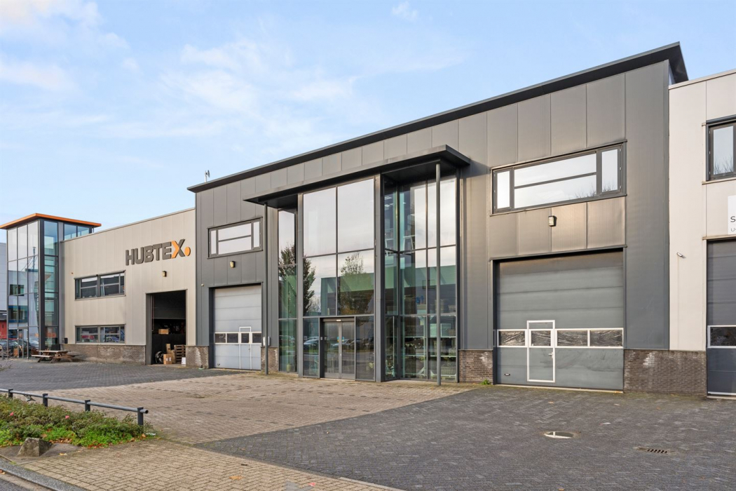 Bedrijfspand aan Kazemat 28 in Veenendaal